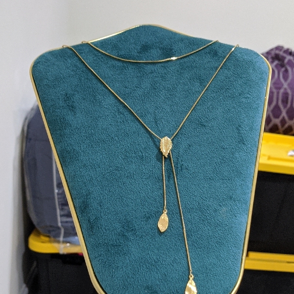 Elegant Gold Adjustable Leaf Necklace Set